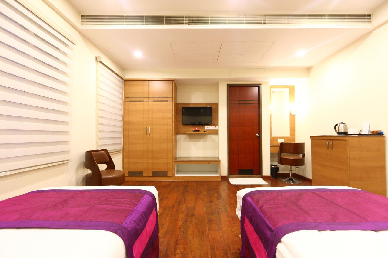 Fabhotel Prime Adore Residency 钦奈 外观 照片